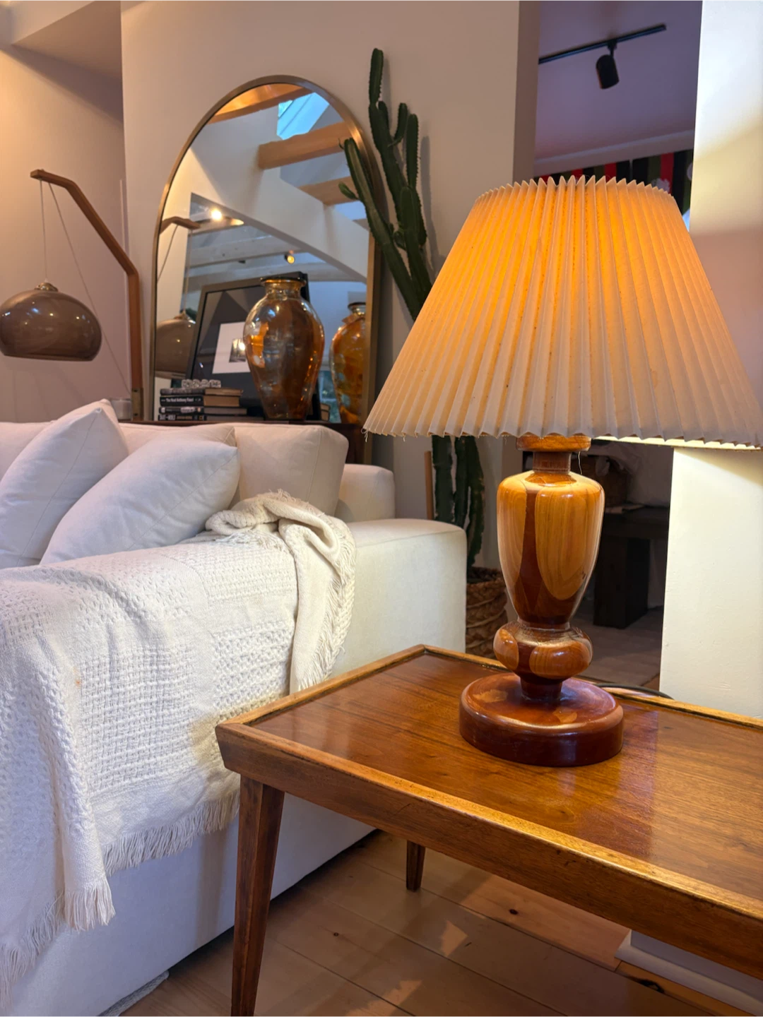 Vintage Turned Wood Table Lamp - photo 5