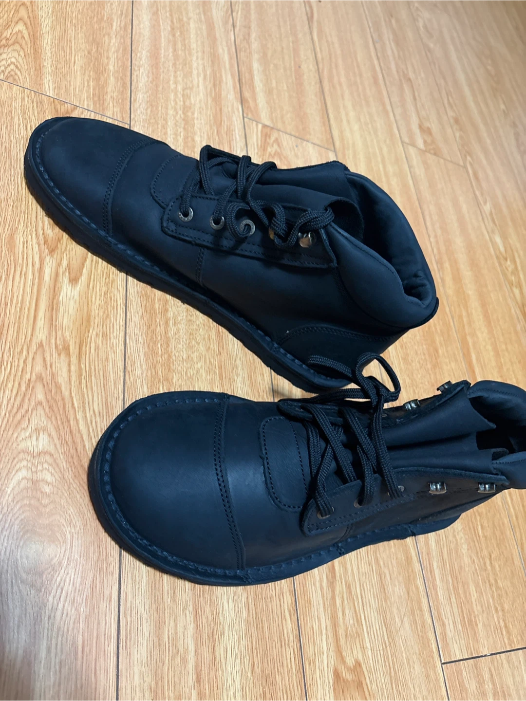 Black Levi's Ankle Boots
