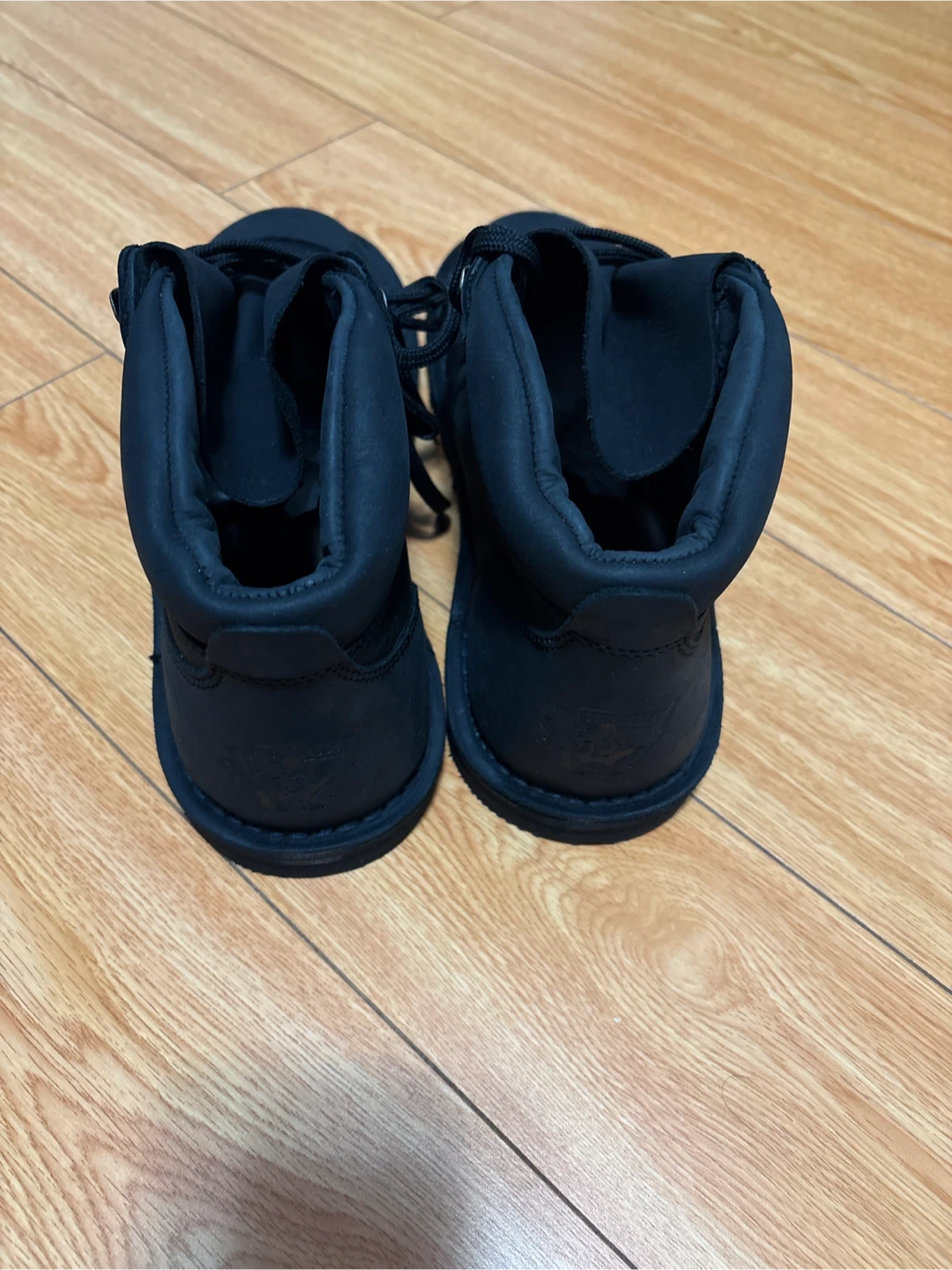 Black Levi's Ankle Boots - photo 3