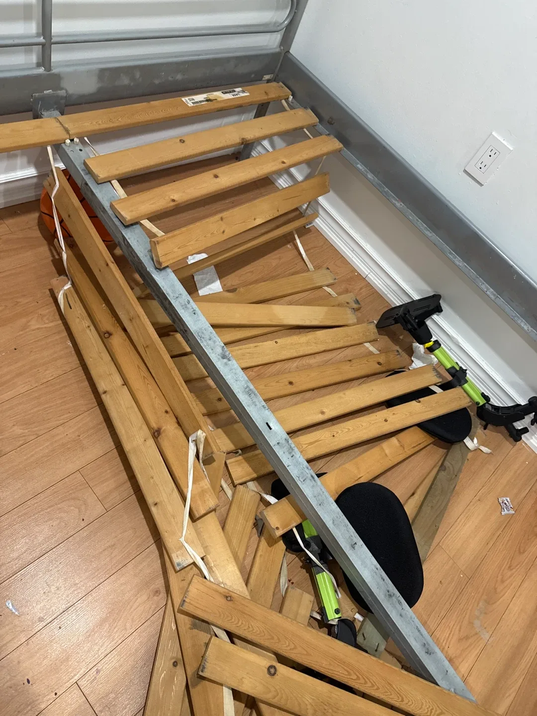 IKEA queen Bed Frame - photo 2