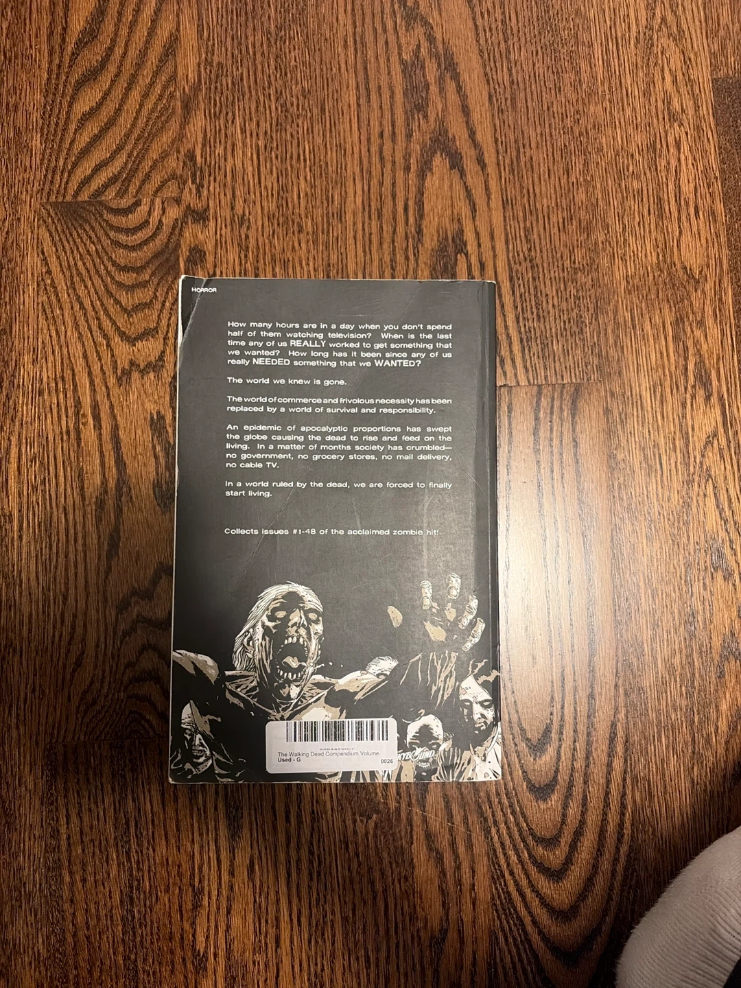 The Walking Dead Compendium One - photo 2