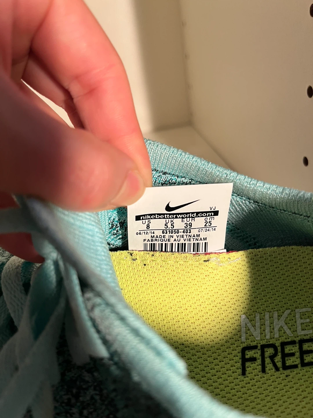 Wmns Nike Free 4.0 Flyknit Size 8 - photo 2