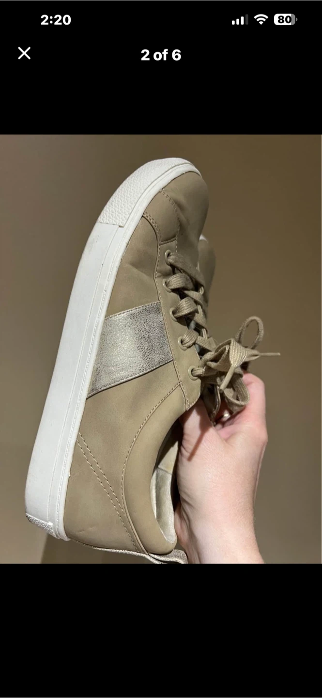 Nordstrom Rack Sneakers Size 8.5M - photo 2