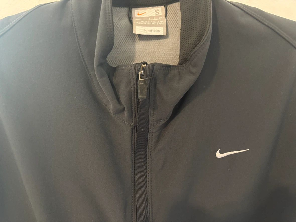 Vintage Y2K Nike+ Black Technical Running Jacket Mesh Vent - photo 4