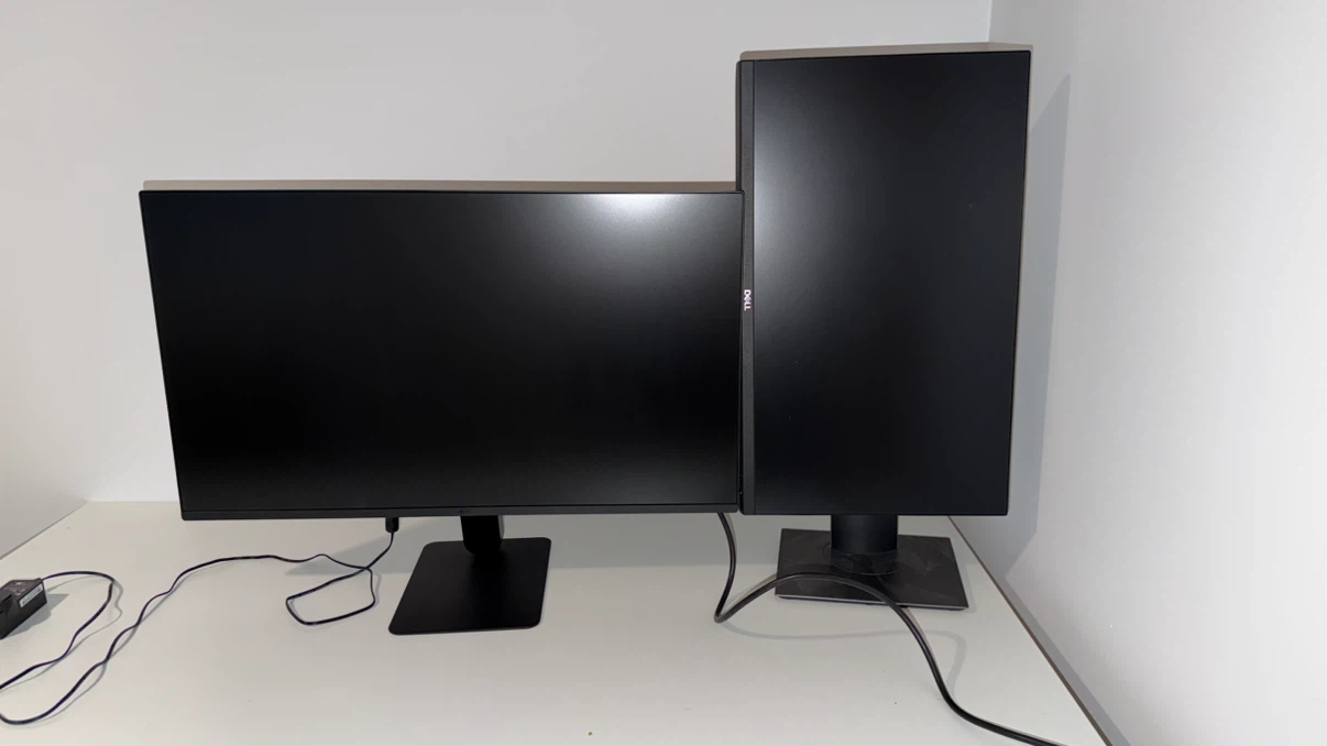 LG 27 inch Monitor - photo 2