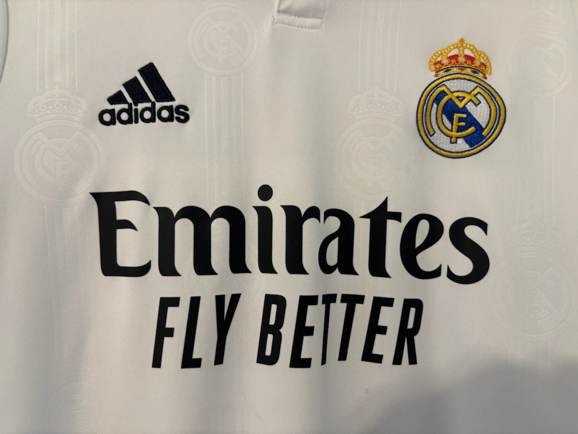 Authentic Adidas Real Madrid Home Kit - photo 3