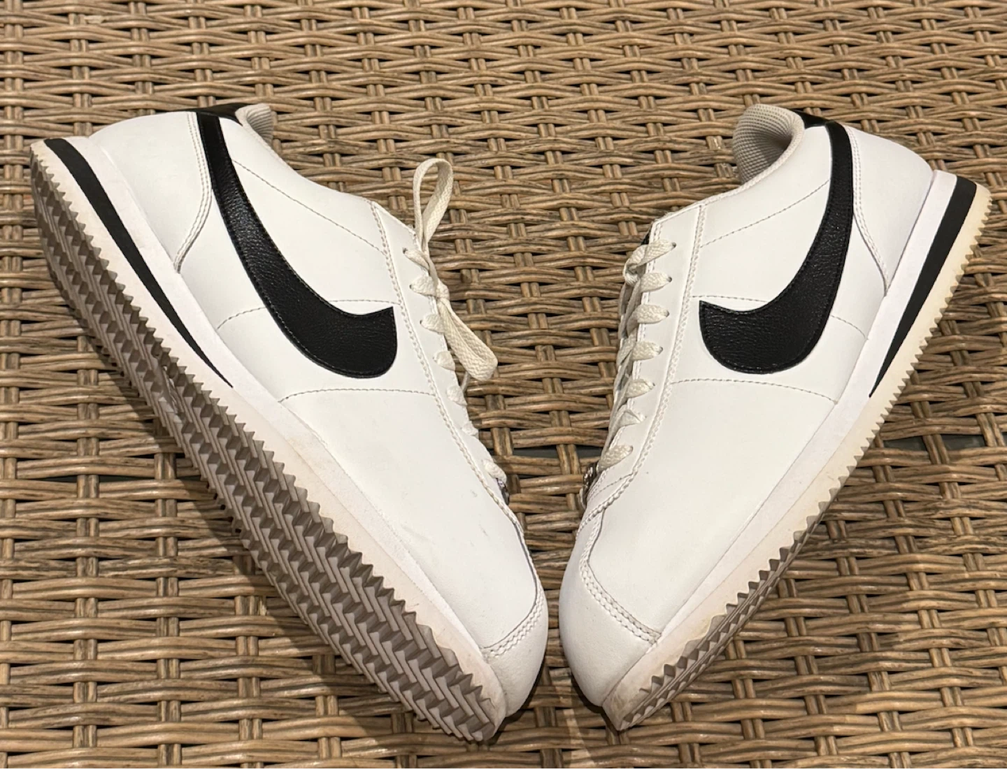 Nike Cortez White & Black Sneakers - photo 3