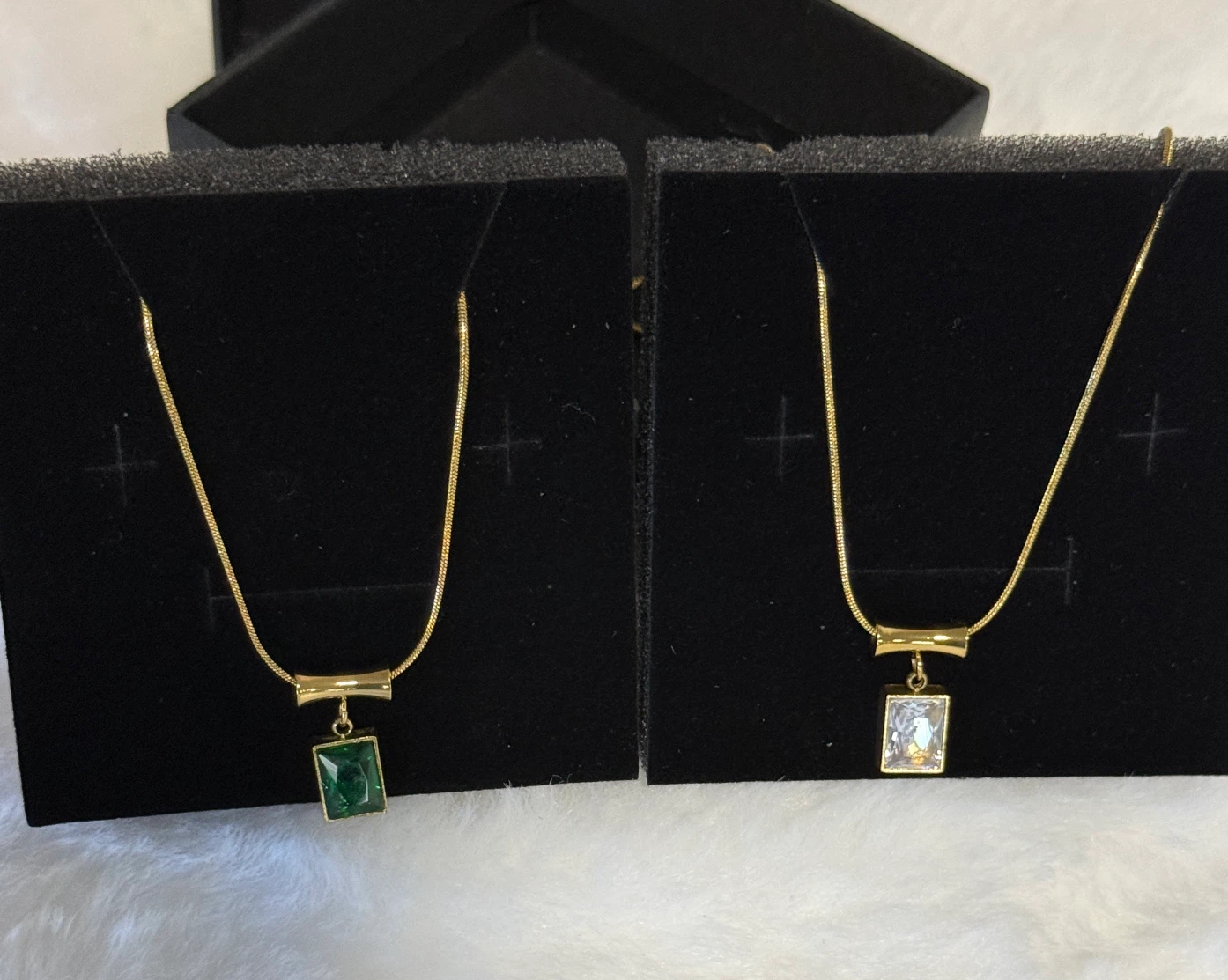Gold-Tone Chain Necklace with Interchangeable Pendants