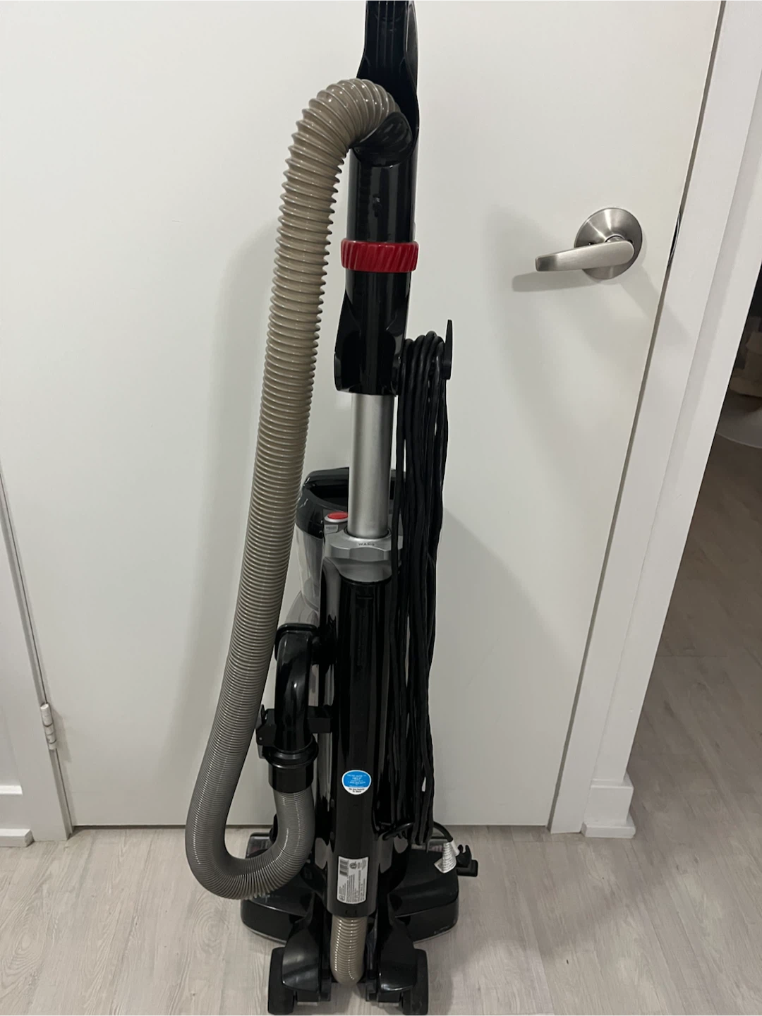 Hoover Vacuum - Carpet & Hard Floor - photo 2