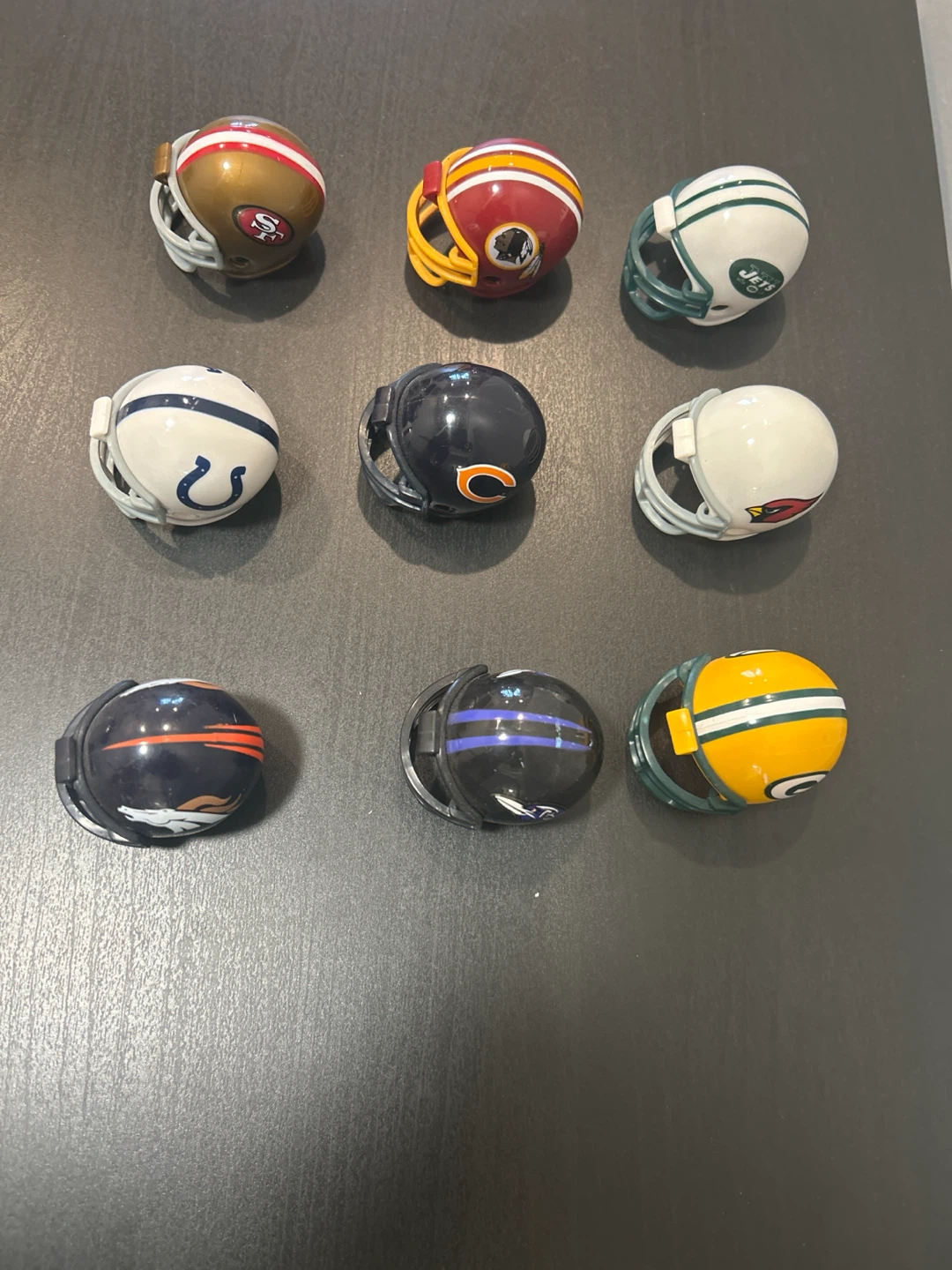 Set of 9 NFL Mini Helmets - photo 3