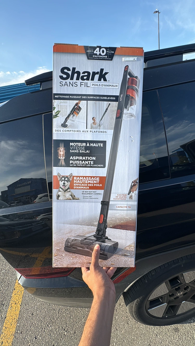 Brand New Shark Pet Powerful Suction Cordless Stick Vacuum - photo 5