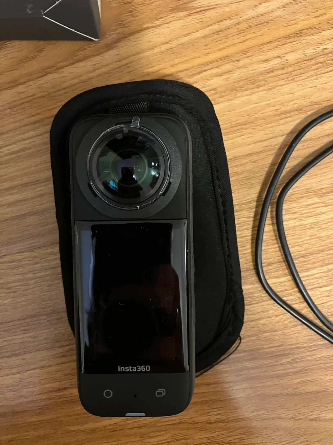 Insta360 X3 action camera - photo 4