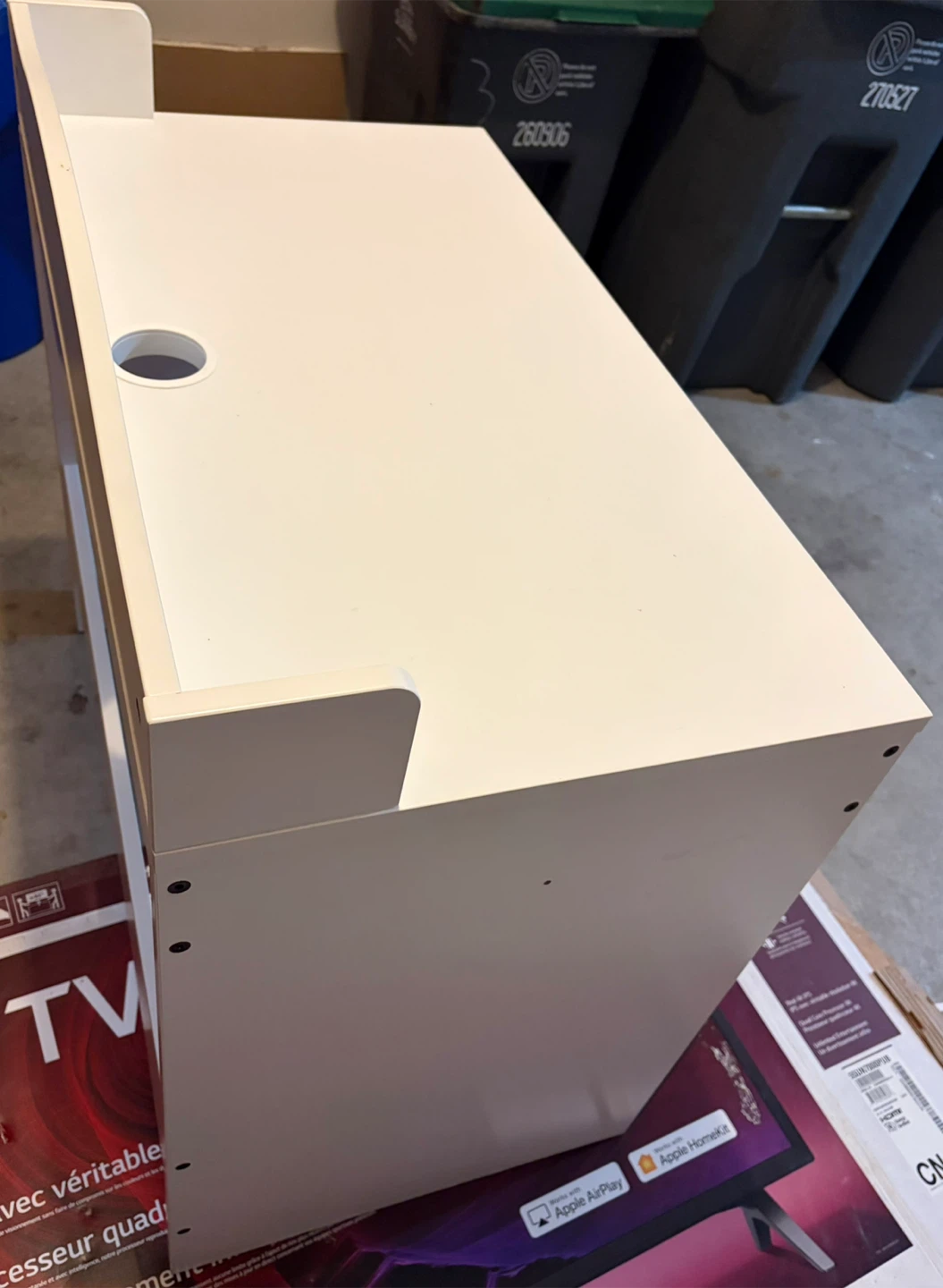 White desk with wire hole and back panel - photo 3