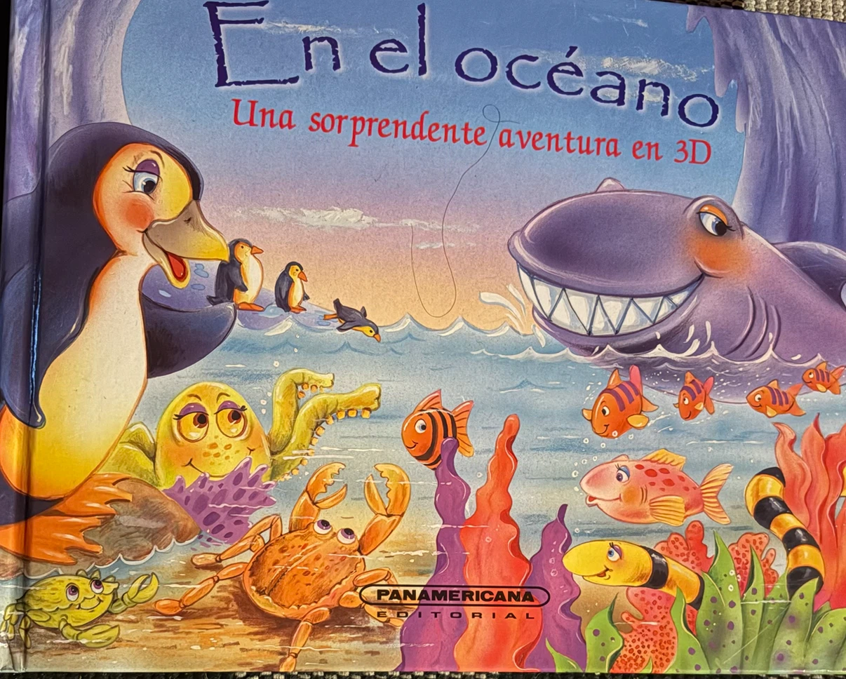 En el océano: Una sorprendente aventura en 3D book