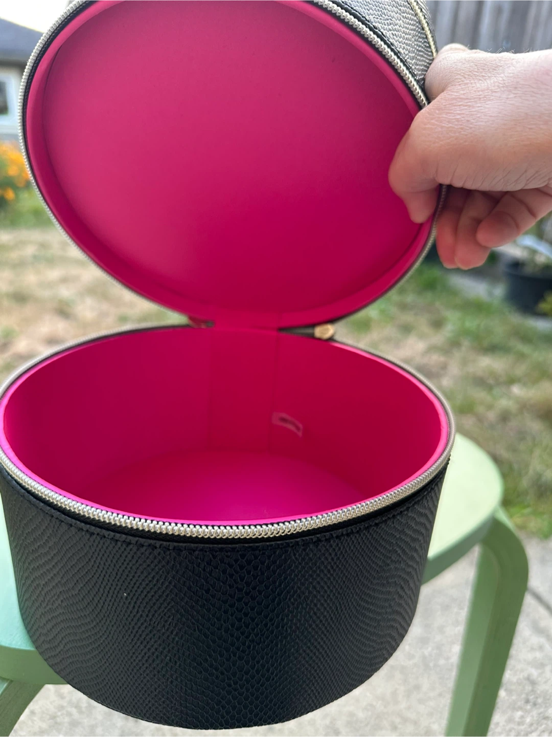 Lancome Round Makeup Case - photo 3