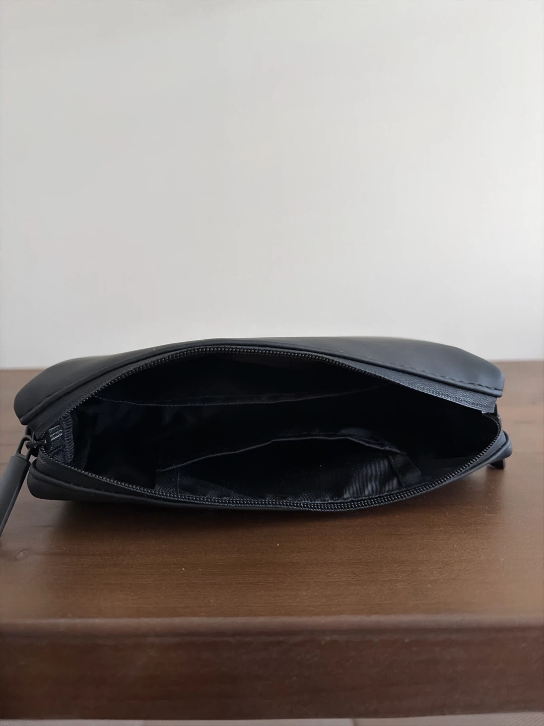 Black Minimalist Zipper Pouch - photo 2