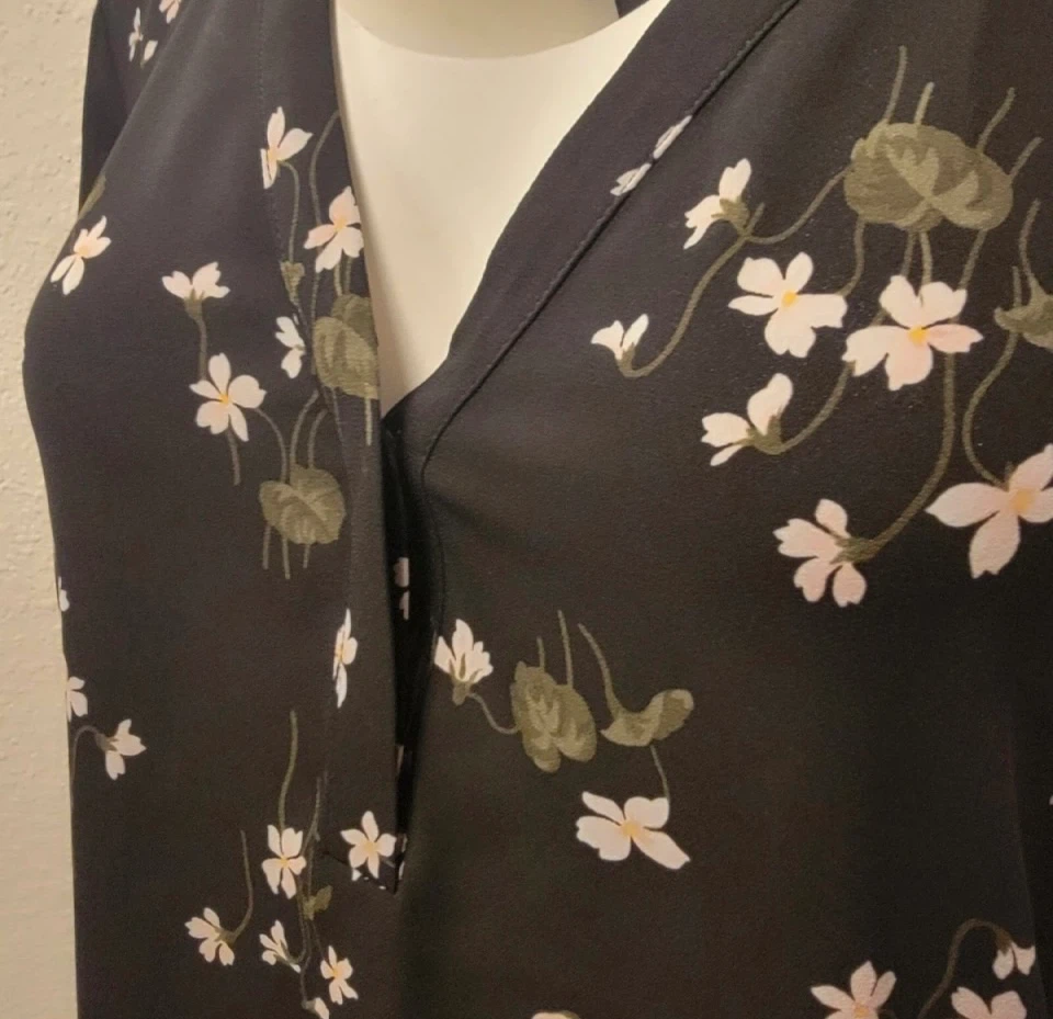 Ann Taylor Floral Blouse - photo 2