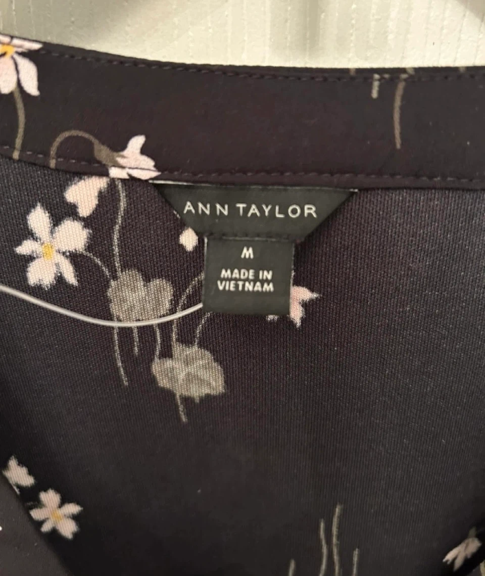 Ann Taylor Floral Blouse - photo 4
