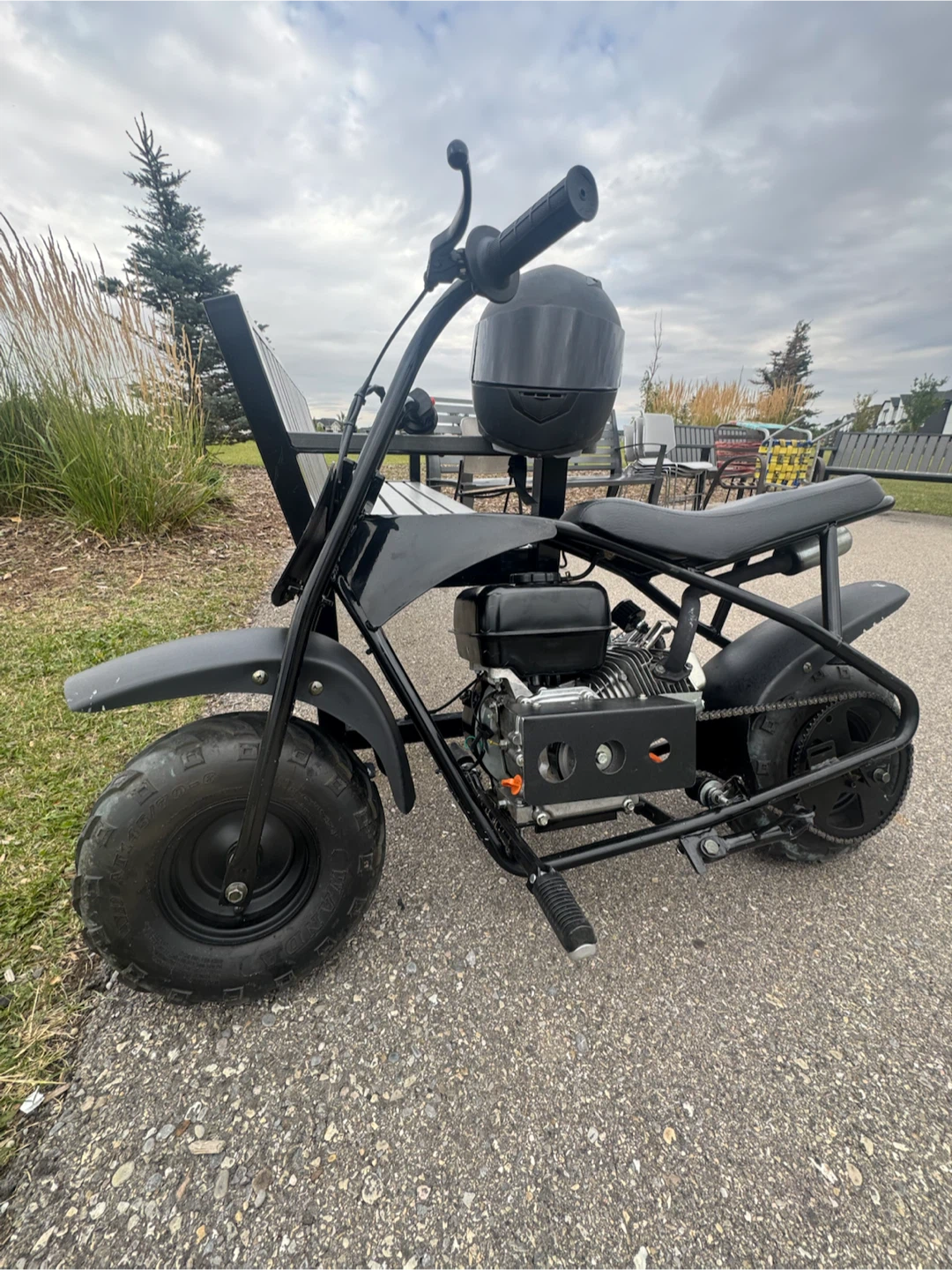 Mini bike with black helmet - photo 3