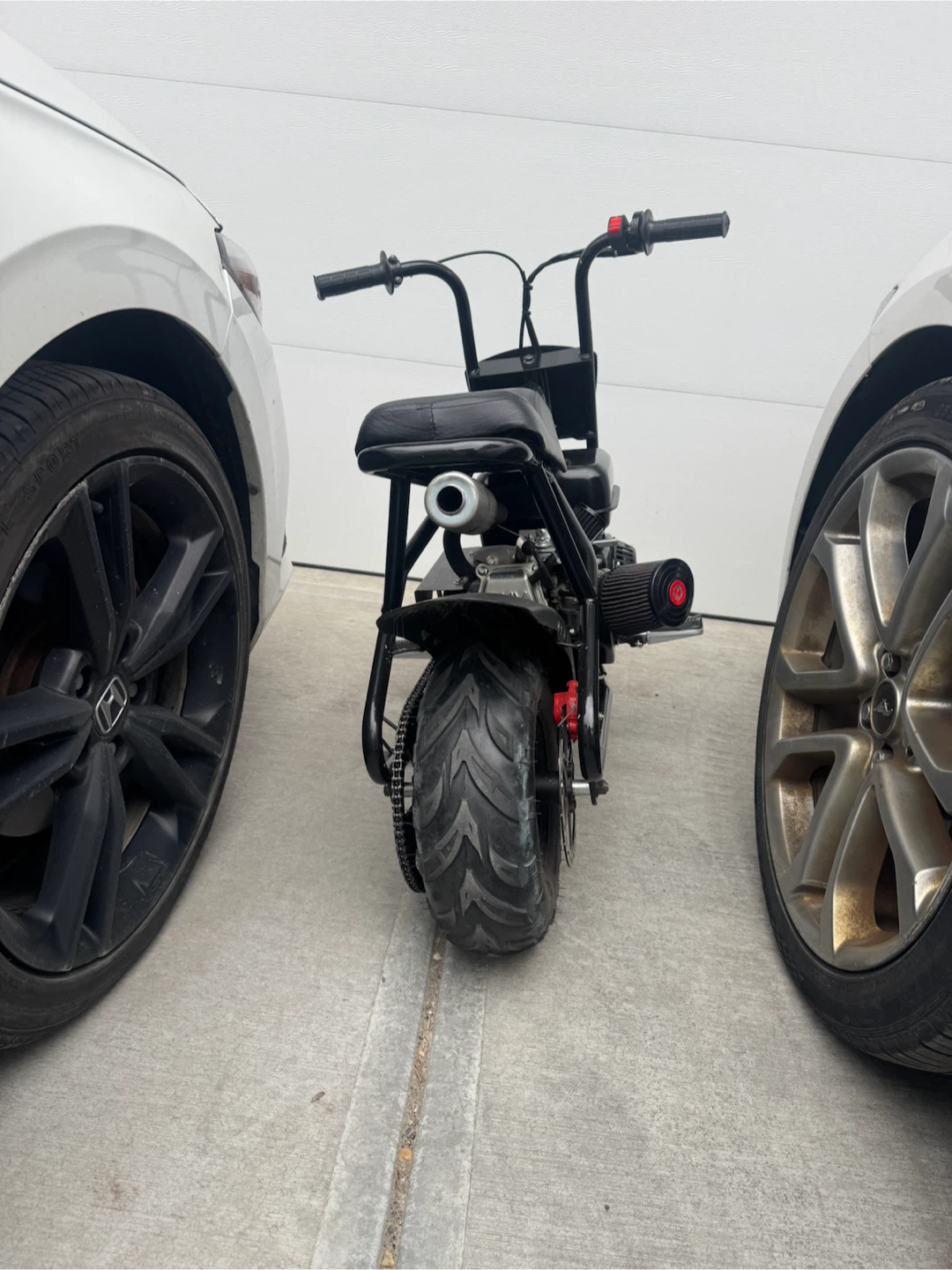 Mini bike with black helmet - photo 4