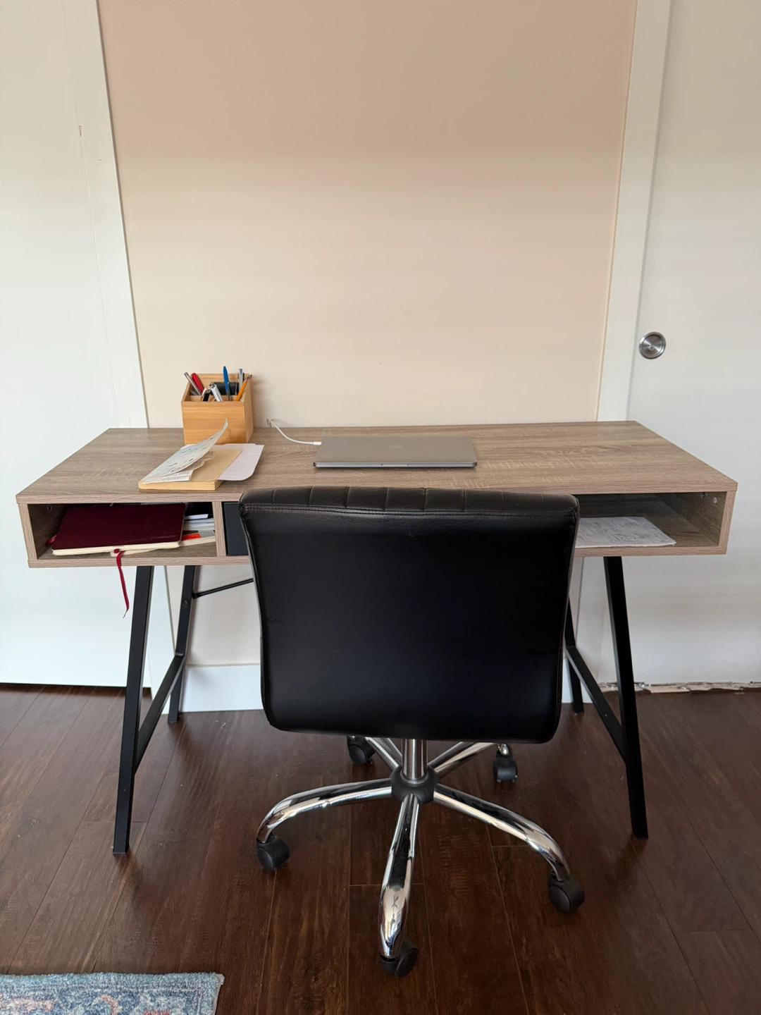 Office/Study Table - photo 5