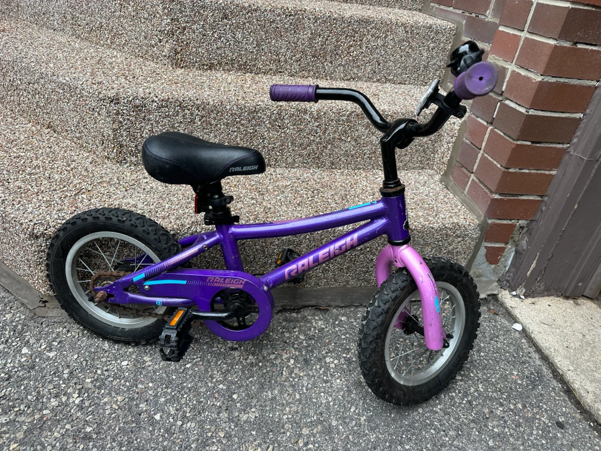Raleigh 12” Kids Bike - photo 2