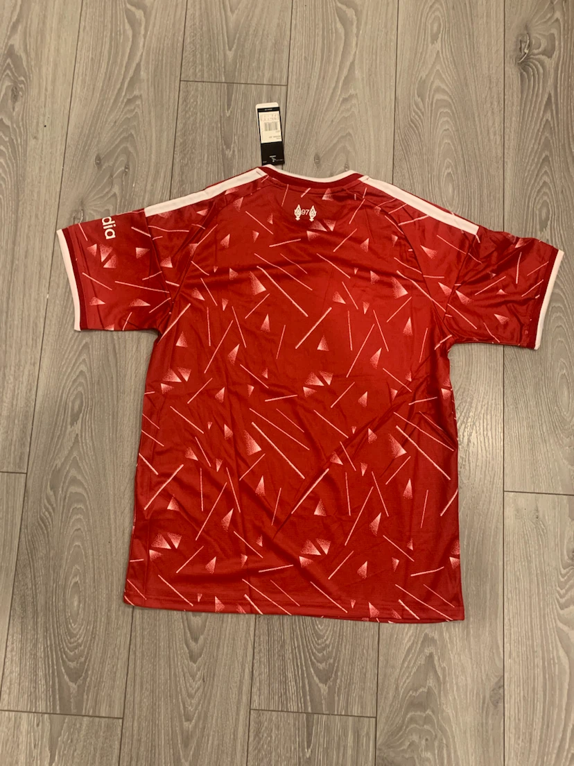 Liverpool Jersey 26/27 - Medium - photo 2