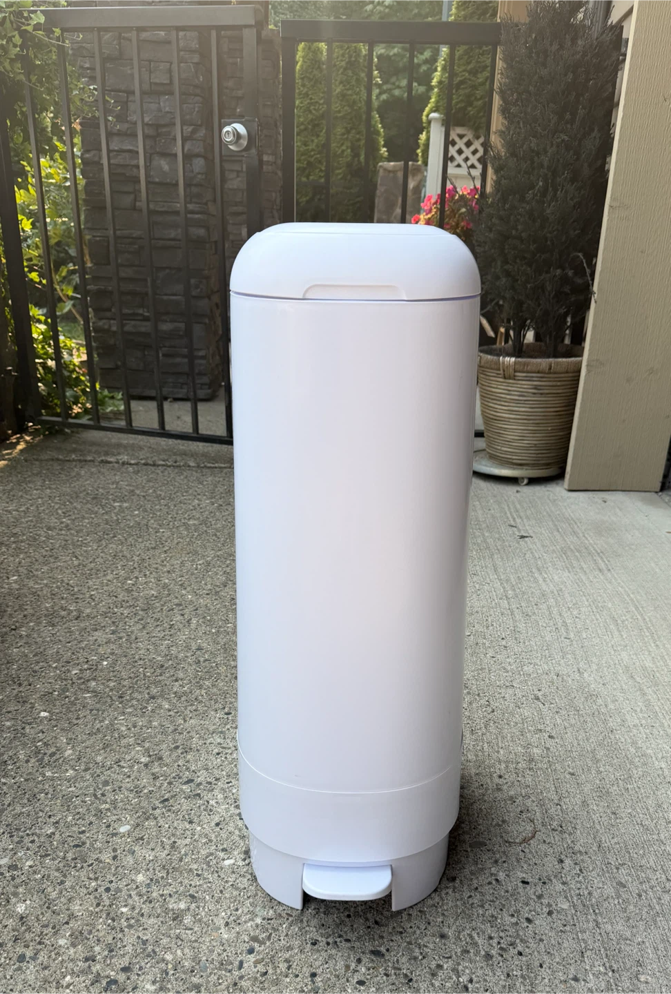 Diaper Genie Signature Diaper Disposal Pail - photo 4