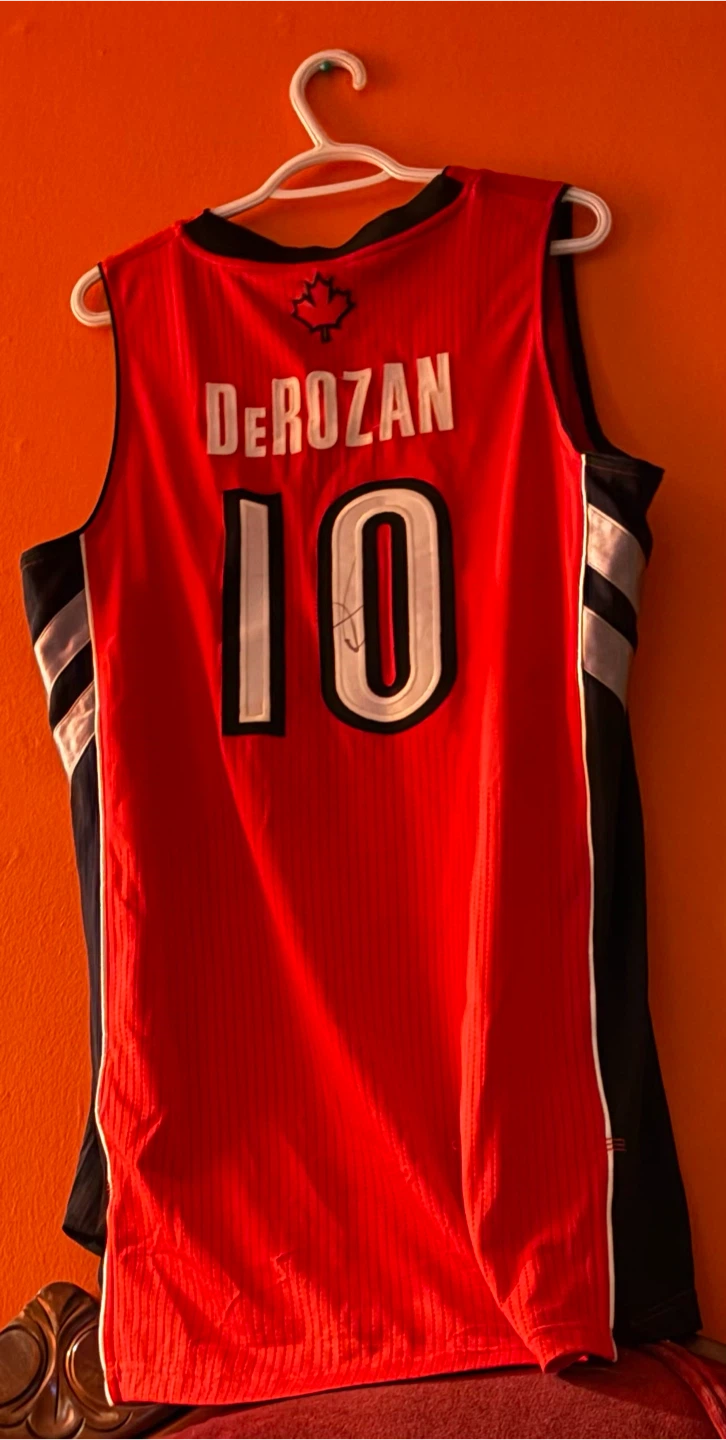 Adidas Toronto Raptors DeRozan Jersey (Signed) - photo 3