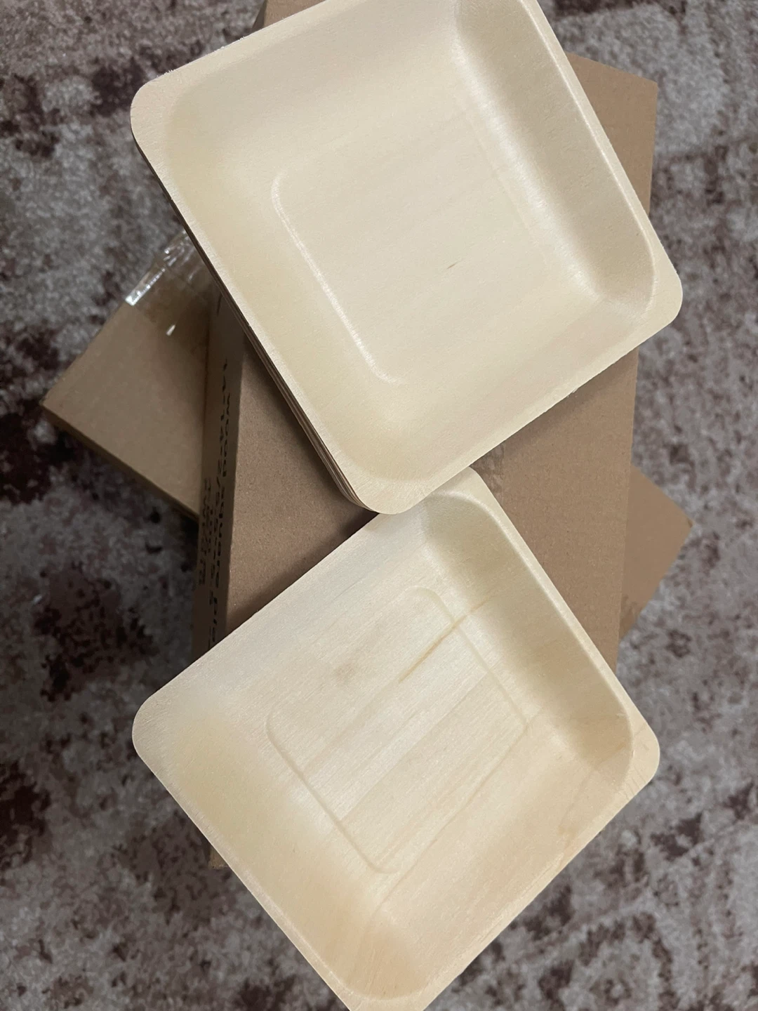 Set of 100 Wood Square Platet(2box, each 20$) - photo 3
