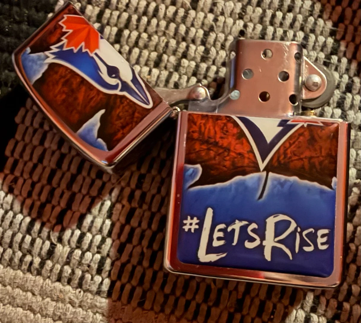 Toronto Blue Jays #LetsRise Zippo Lighter - photo 3