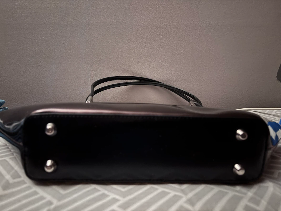 Beijo Classic Handbag - photo 3