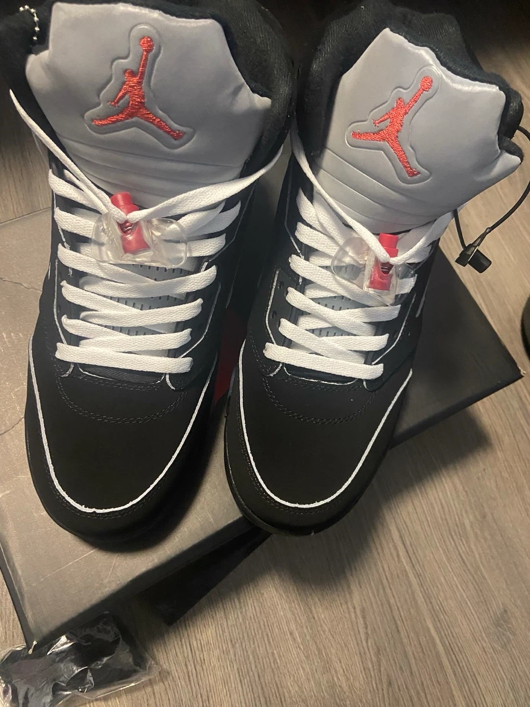 Air Jordan 5 Retro Black Metallic - photo 3