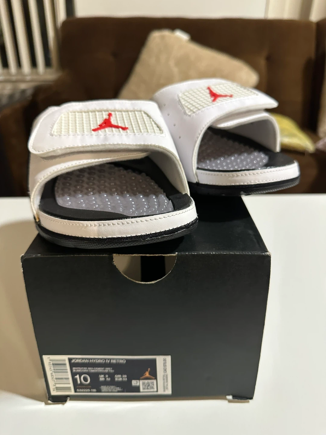 Jordan Hydro IV Retro Sandals Size 10