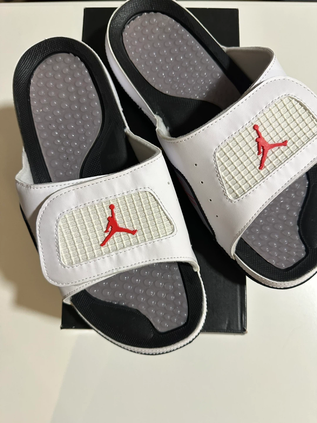 Jordan Hydro IV Retro Sandals Size 10 - photo 2