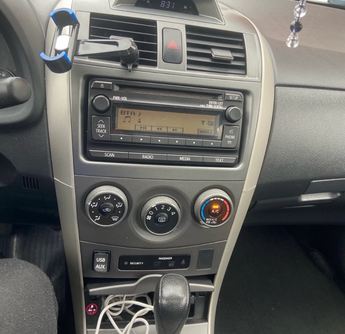Toyota Corolla S - photo 3