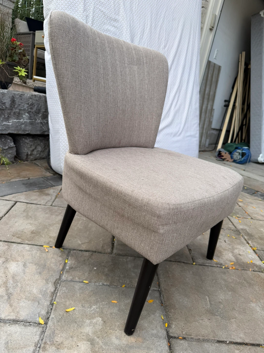 Modern Grey Accent Chair - photo 2