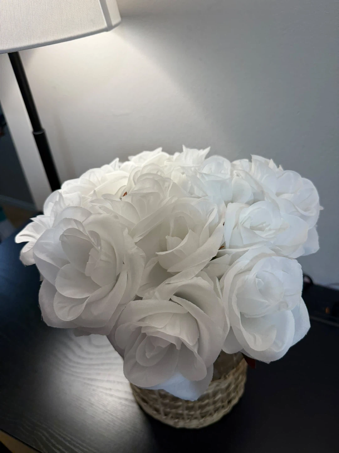 Artificial White Rose Bouquet in Woven Glass Vase - photo 4