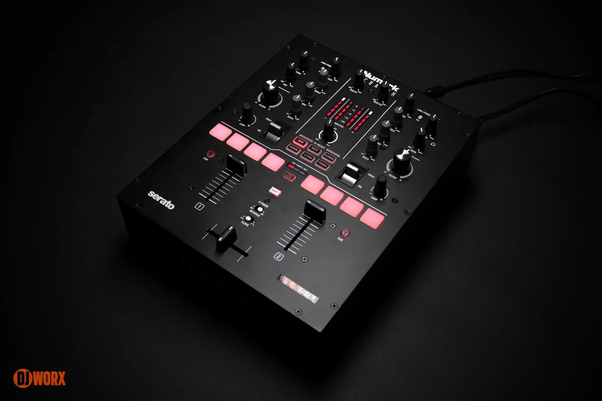 Numark Scratch Mixer