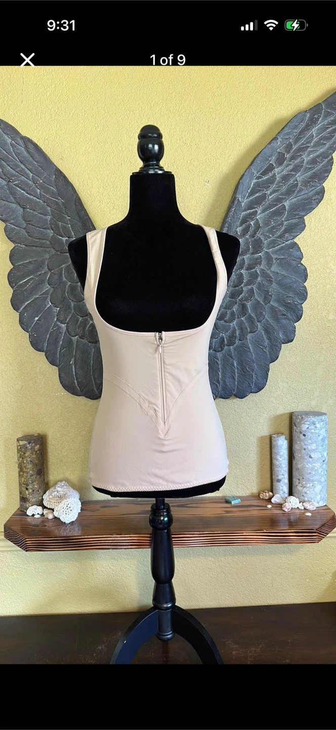 Jones New York Shape Wear Top
