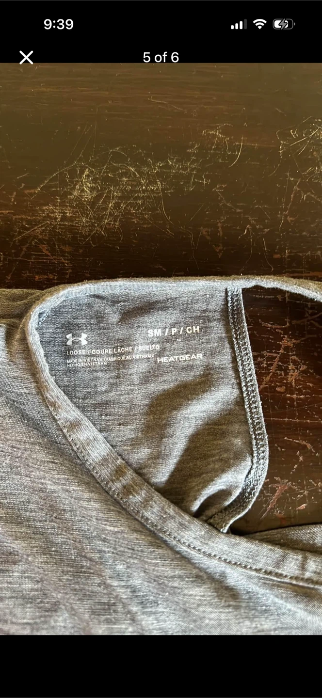 Under Armour Loose Fit Tee Shirt - photo 5