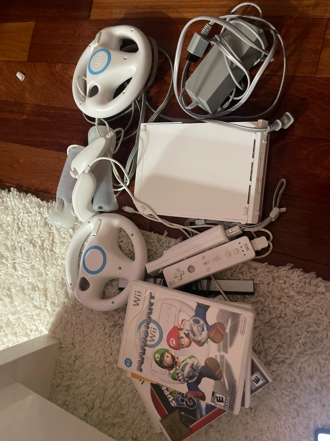 Nintendo Wii Console Bundle with Games and Accessories