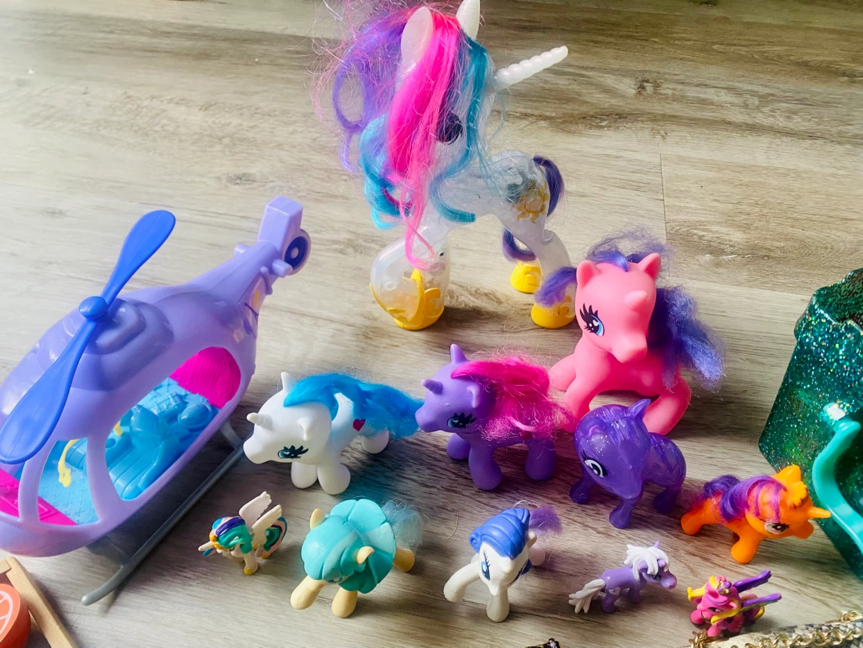 Girls toy lot - photo 5
