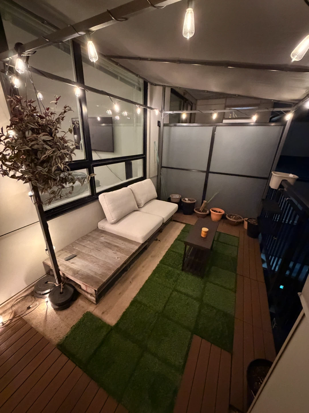 DIY Wood Pallet Outdoor Bench - photo 2