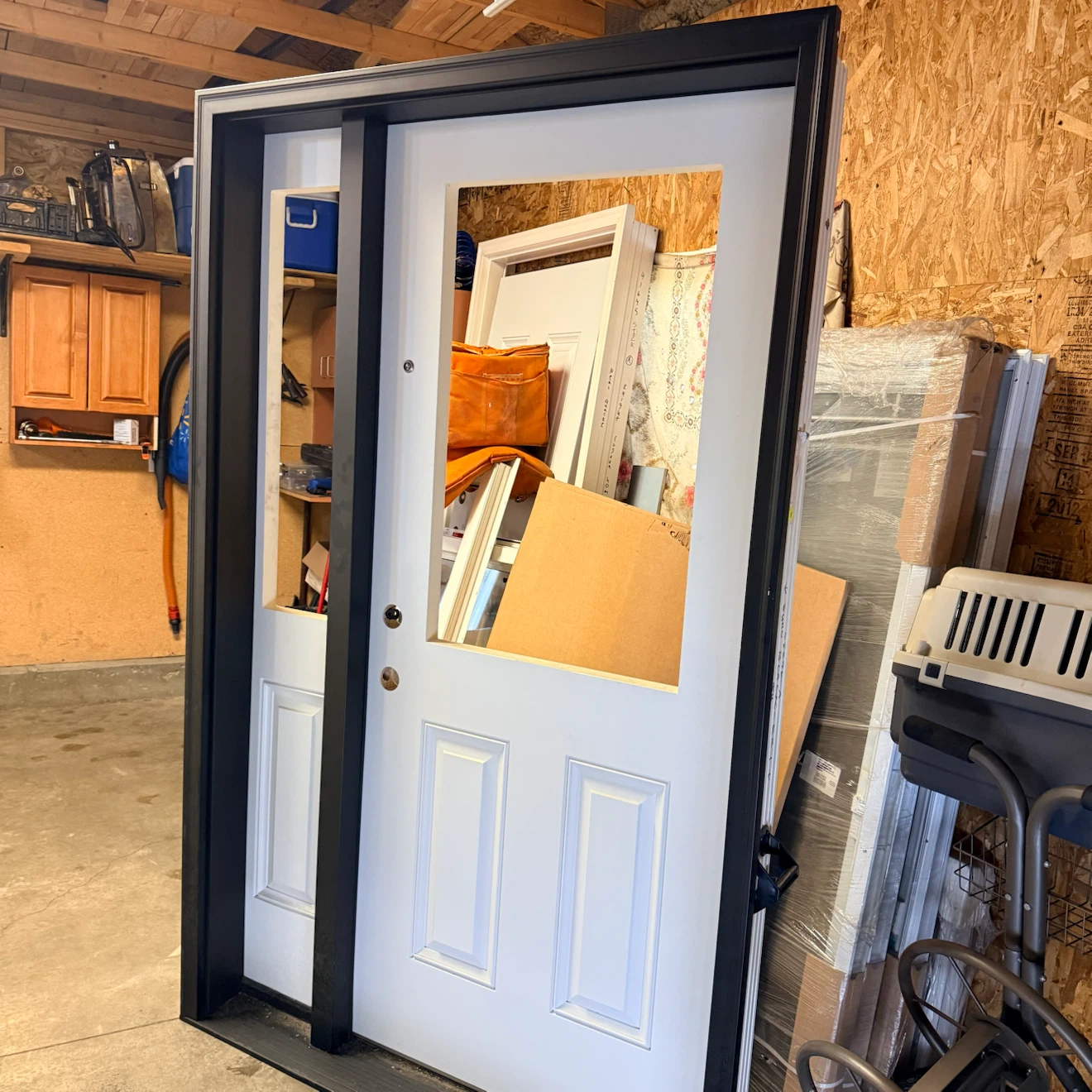 Entry Door with Sidelite