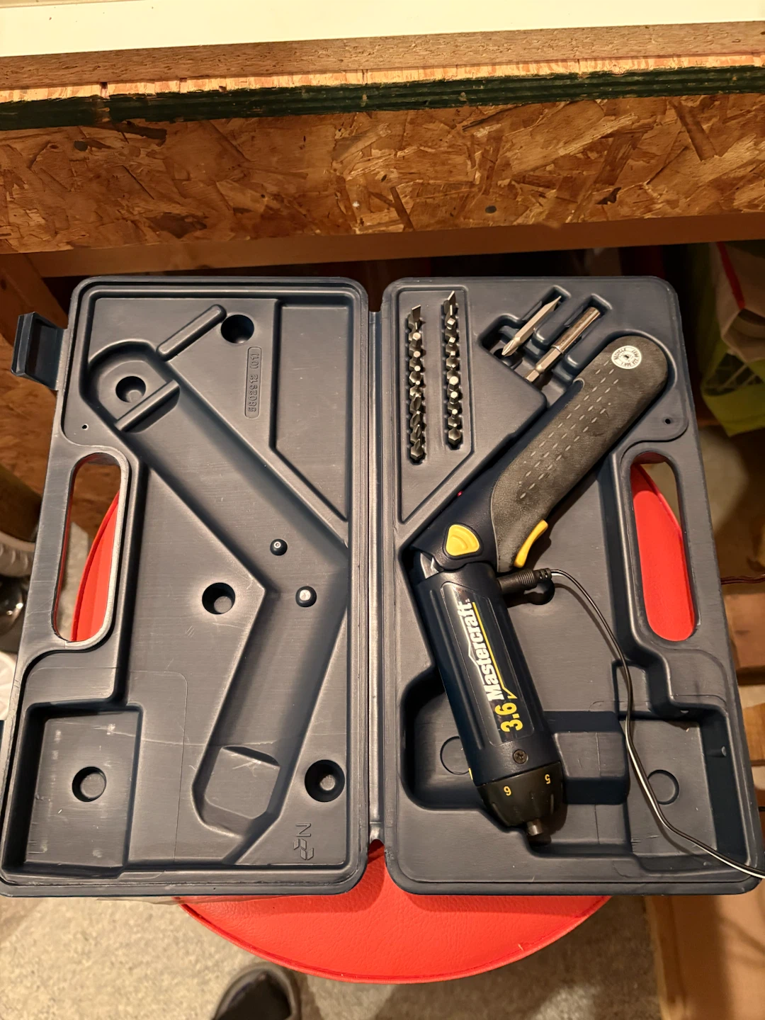 Mastercraft 3.6V Pivoting Cordless Screwdriver