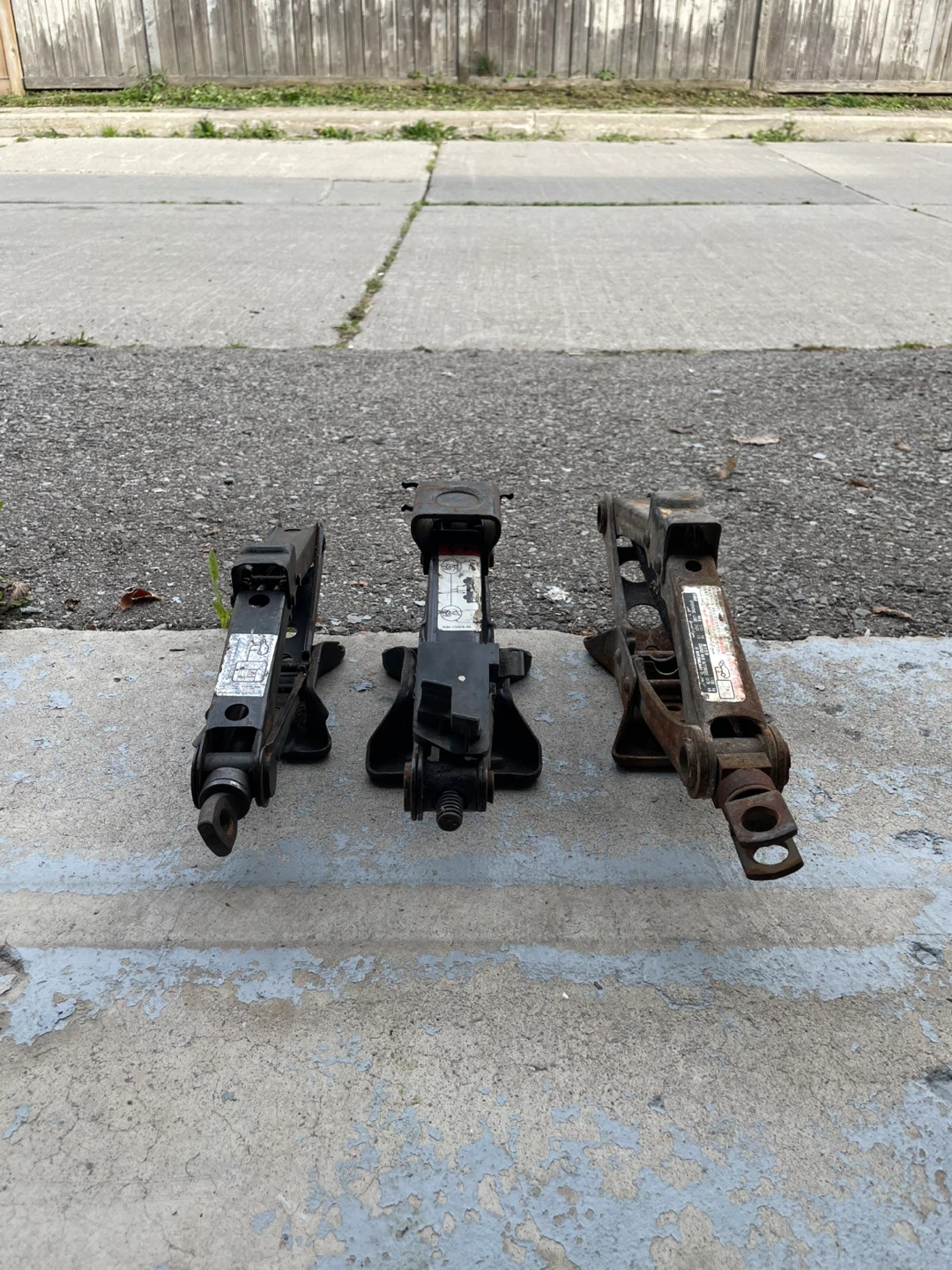 Automotive Scissor Jacks and Lug Wrench - photo 3