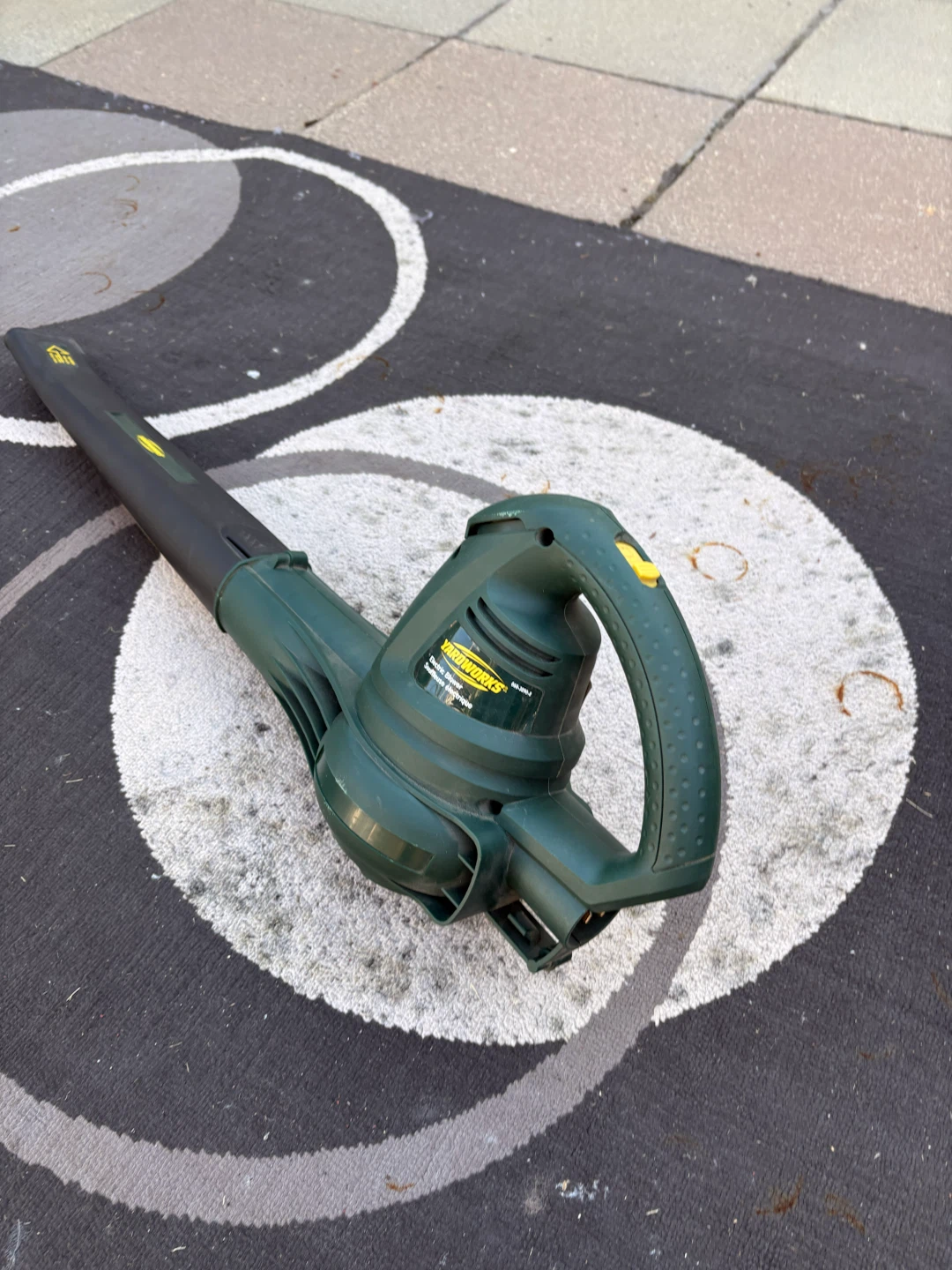 Yardworks Electric Hedge Trimmer