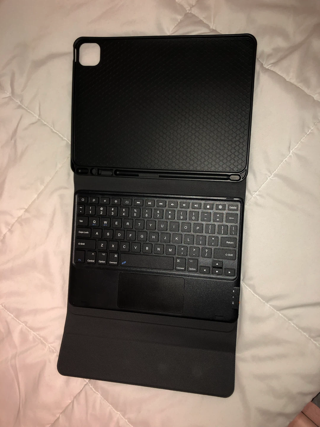iPad Pro black Keyboard Case - photo 3
