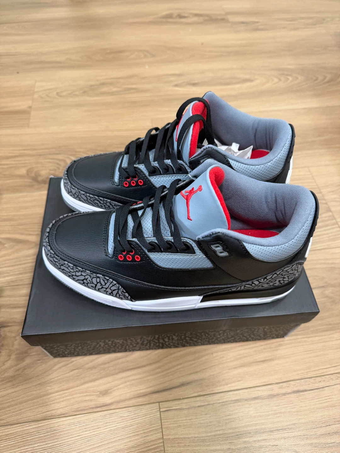 Air Jordan 3 Retro Black Cement - photo 2